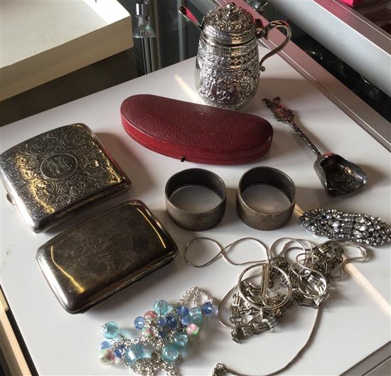 Silver pot & cigarette cases, jewellery, etc